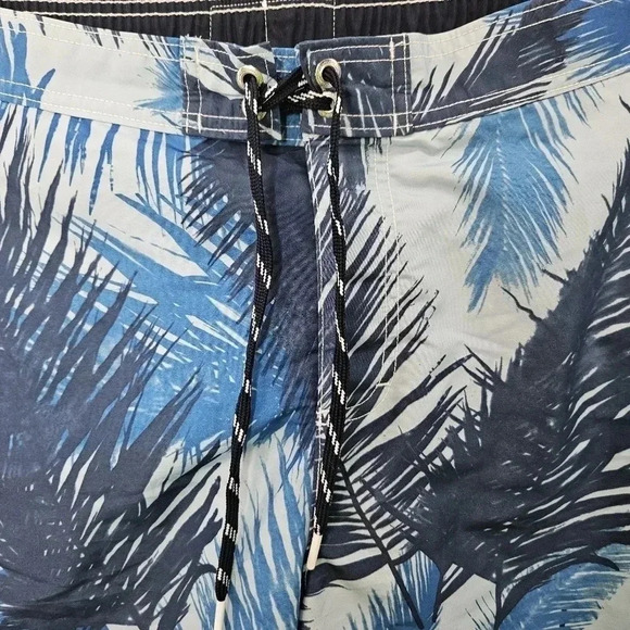 Lands End Swim Trunk Blue Palm Size XL 40/42 - Picture 8 of 8